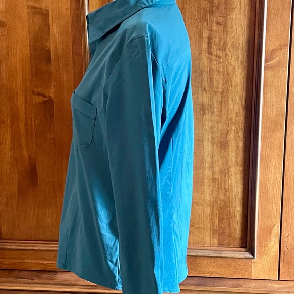 Women’s Dark Teal Button Down Top/New w/tags/Size L - Picture 4 of 8